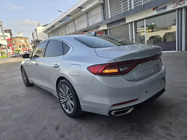 carros - HYUNDAI GRANDEUR 2020 GRIS 5
