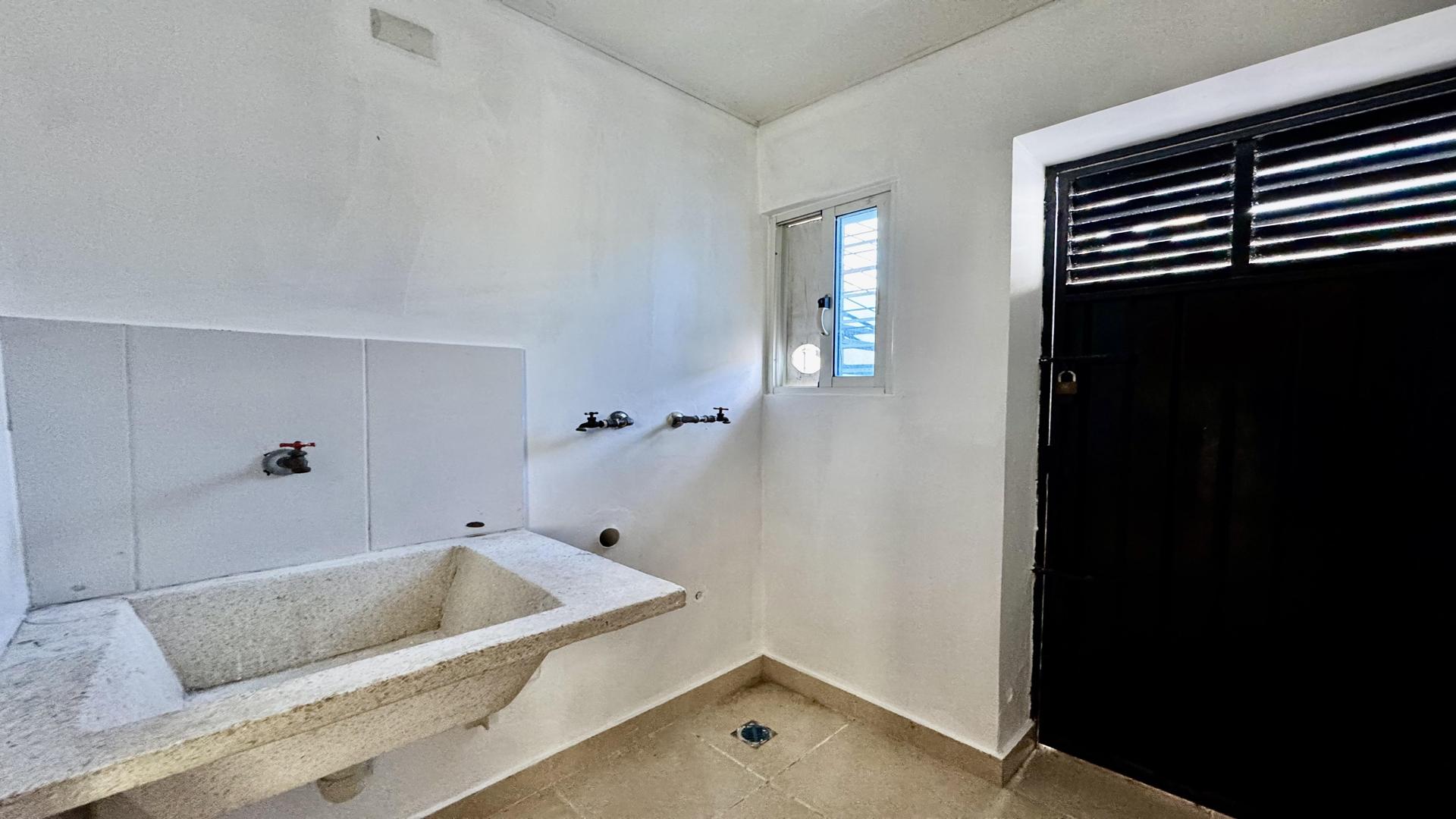 apartamentos - PRIMER NIVEL JUAN PABLO DUARTE SANTIAGO 6