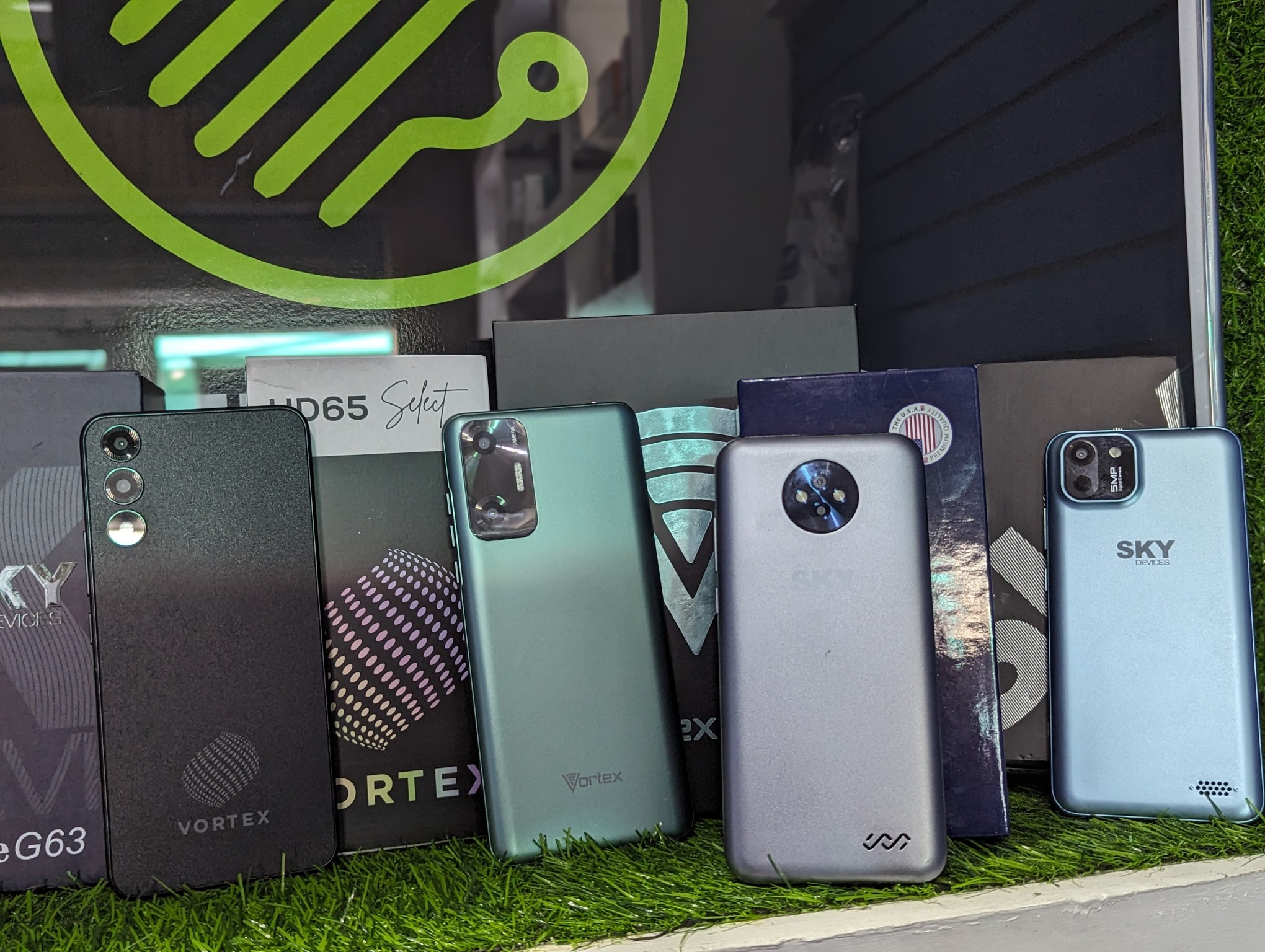 celulares y tabletas - Variedad de celulares Vortex Buenos y económico  2