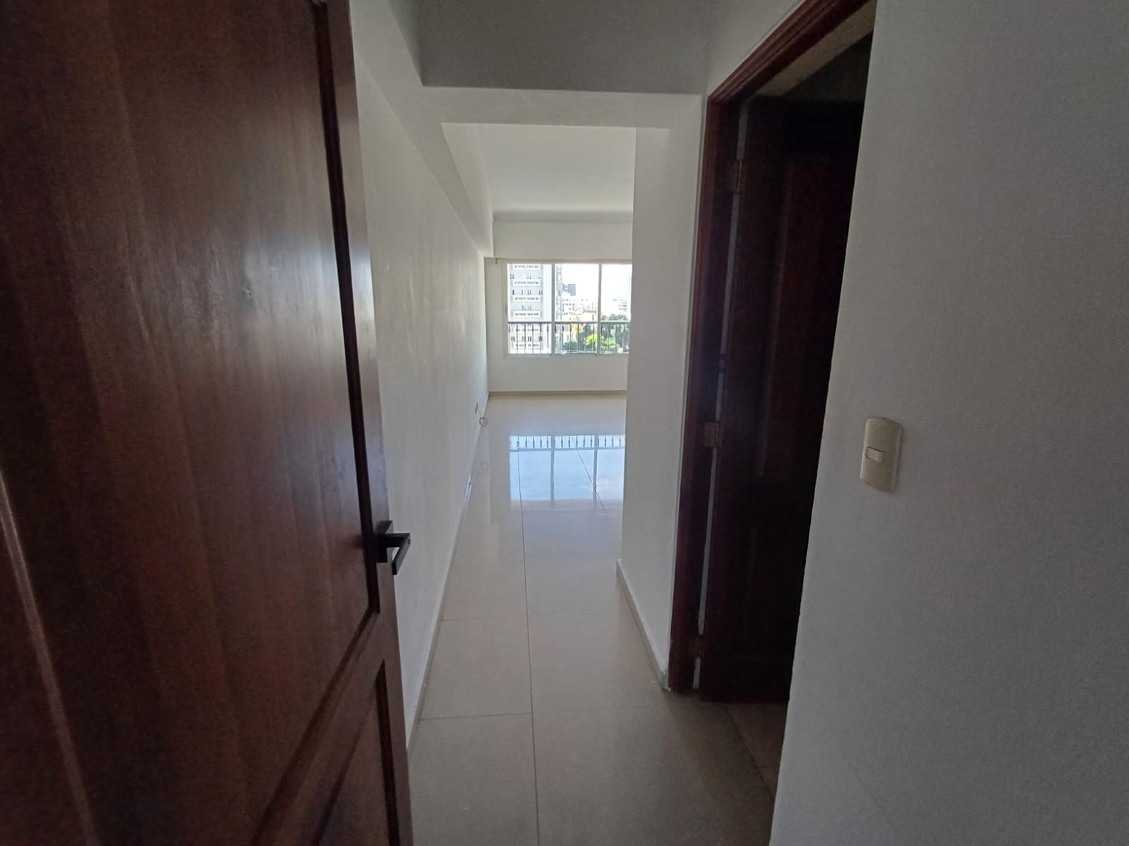 apartamentos - RENTO APARTAMENTO SIN AMUEBLAR EN NACO ASC PLANTA  8