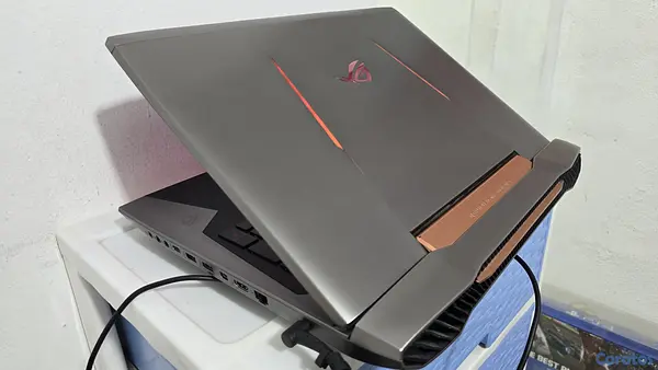 computadoras y laptops - Asus Gamer 17.3 Pulg Core i7 Ram 24gb ddr4 Disco 512gb SSD Nvidea Gtx 970m 18gb 3