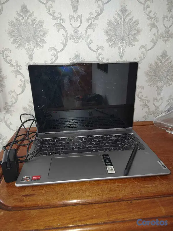 computadoras y laptops - Computadora Lenovo yoga  2