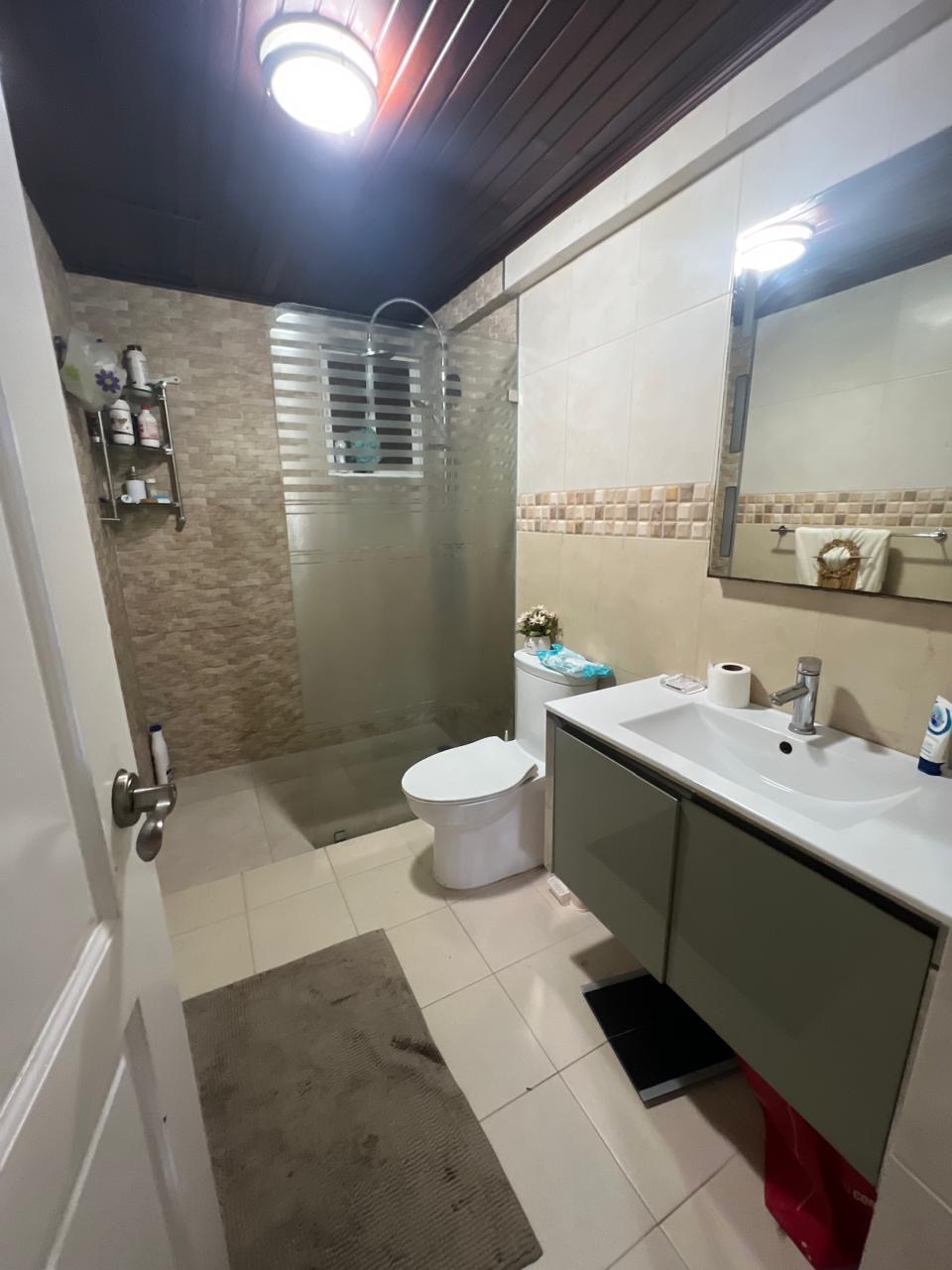 apartamentos - Vendo  ph en torre clásica en urbanización Real ,  9