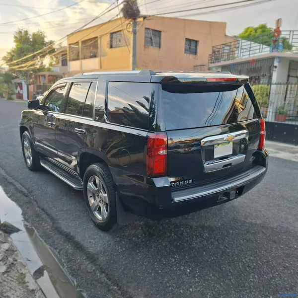 jeepetas y camionetas - Chevrolet Tahoe LT 5