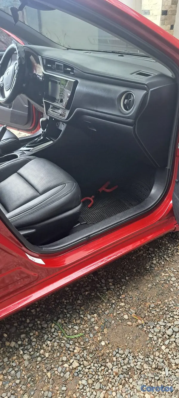 carros - Toyota corolla LE 2018 12