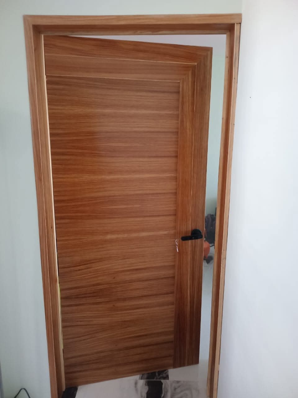 muebles y colchones - Puerta para habitación  0