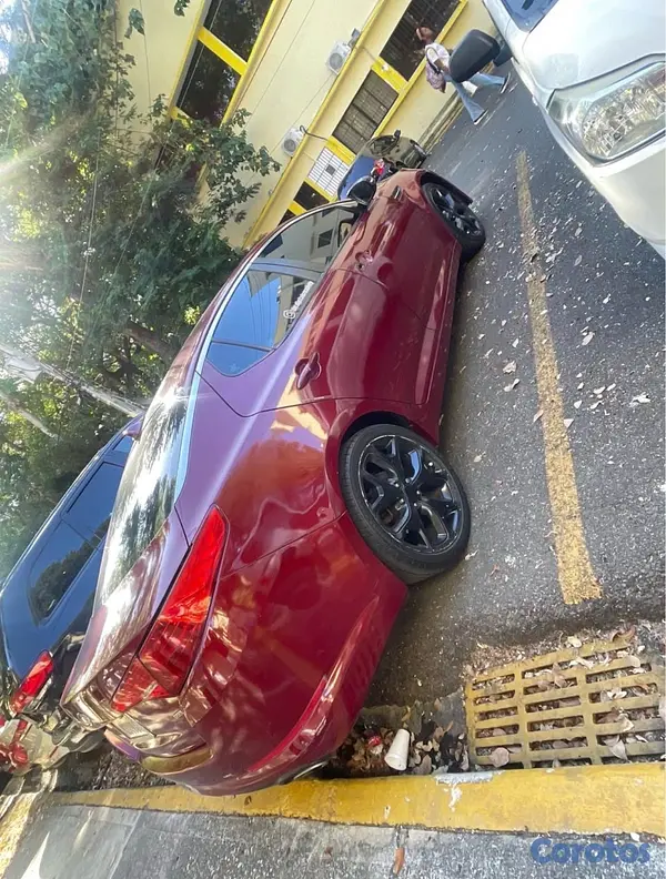 carros -  Motor DGI en excelentes condiciones
Kia óptima LX 2011 2