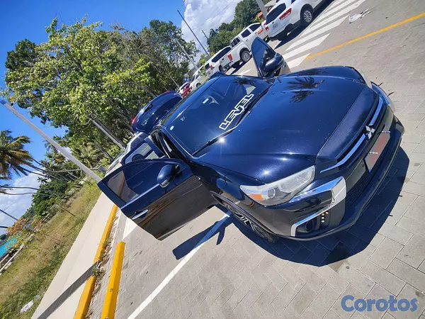 jeepetas y camionetas - Mitsubishi Outlander Sport 4x4 5