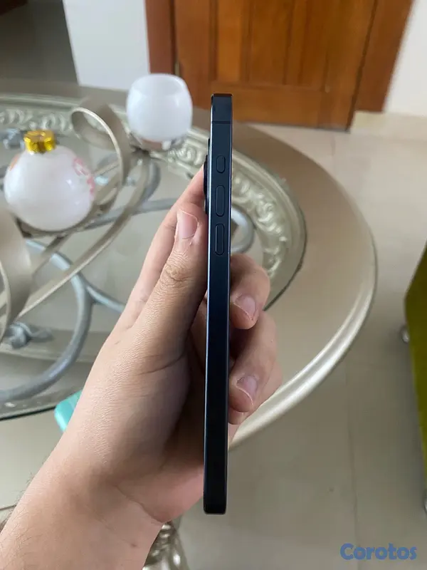 celulares y tabletas - ⚠️Negociable⚠️ iPhone 15 pro Max 256gb Factory todo original 5