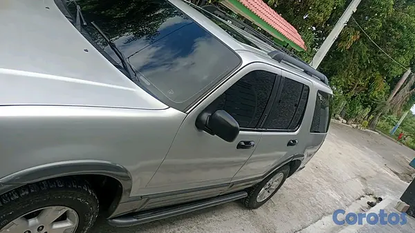 jeepetas y camionetas - ford Explorer 2005 gas y gasolina  3