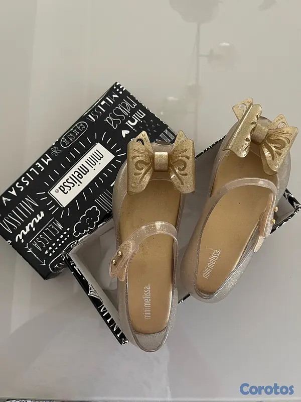 ropa y zapatos - zapatilla Mini Melissa 3