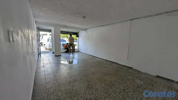 oficinas y locales comerciales - Local Comercial km8 2