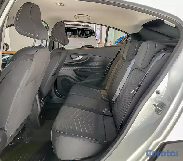 jeepetas y camionetas - Fiat Fastback Audace 2024 7