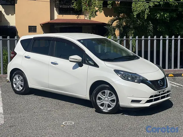 carros - nissan note 2020 recien importada  1