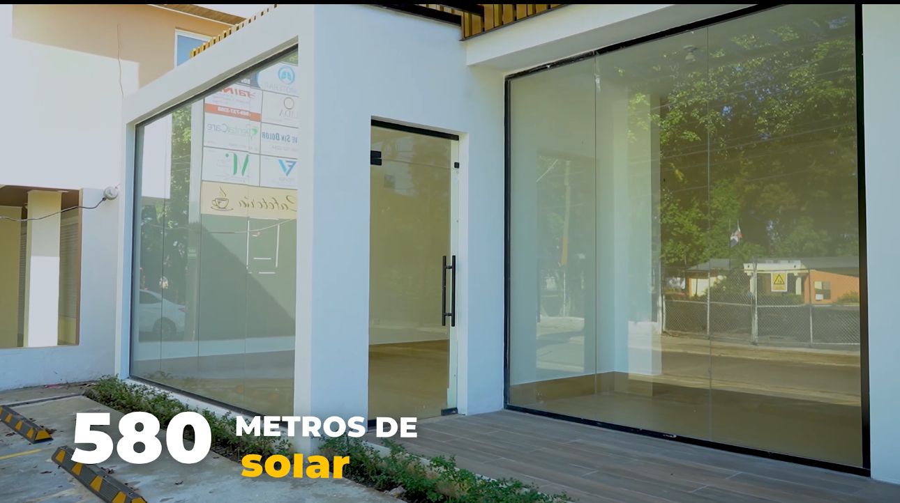 oficinas y locales comerciales - Plaza comercial en renta en La Vega 1