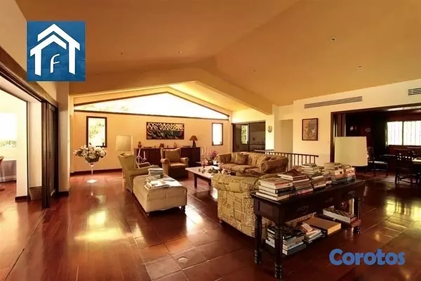 casas - venta de casa en cuesta hermosa con 5,038mts y piscina Distrito Nacional  6