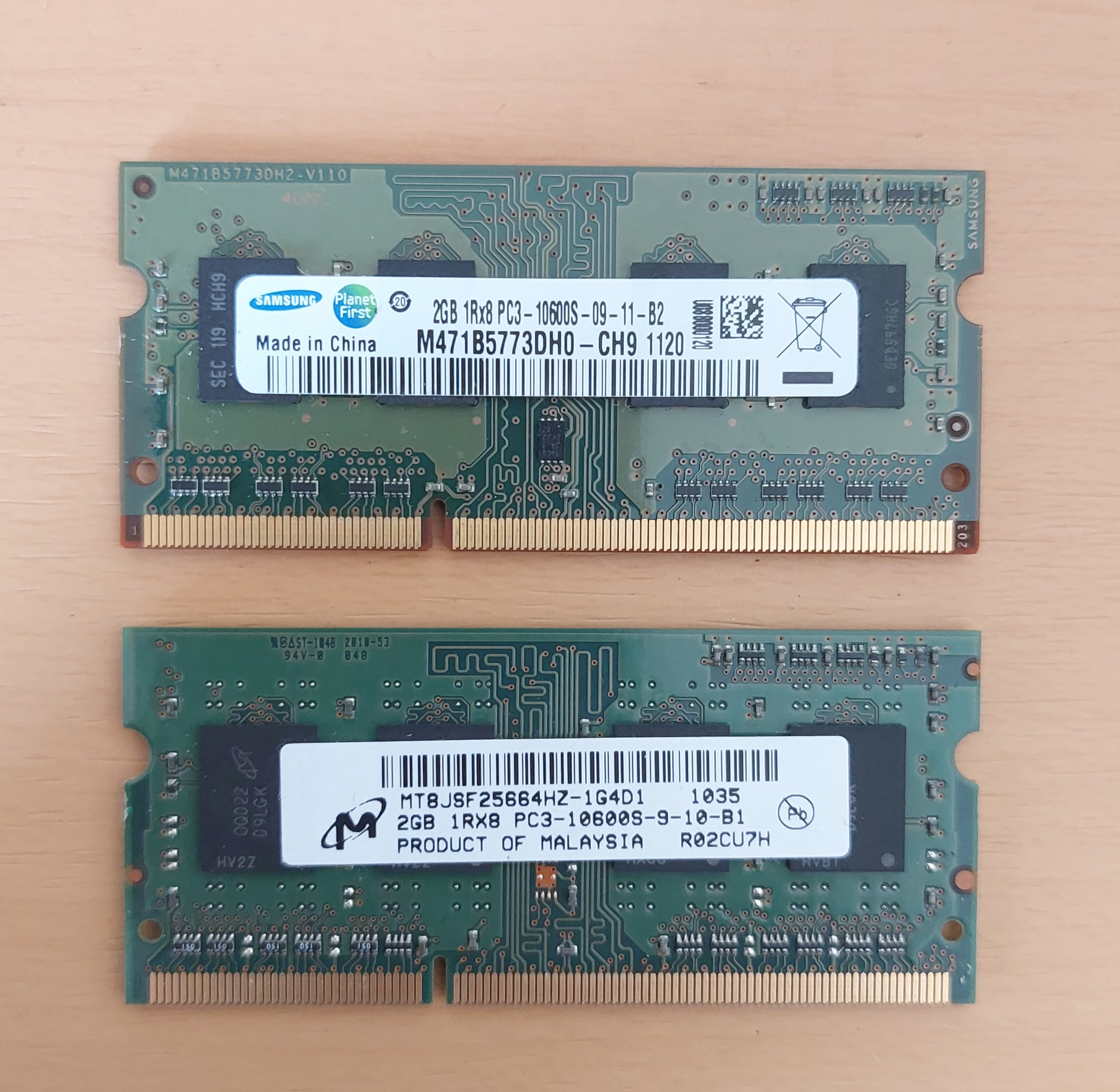 computadoras y laptops - 2x memorias RAM de 2GB DDR3-SDRAM 1333Mhz