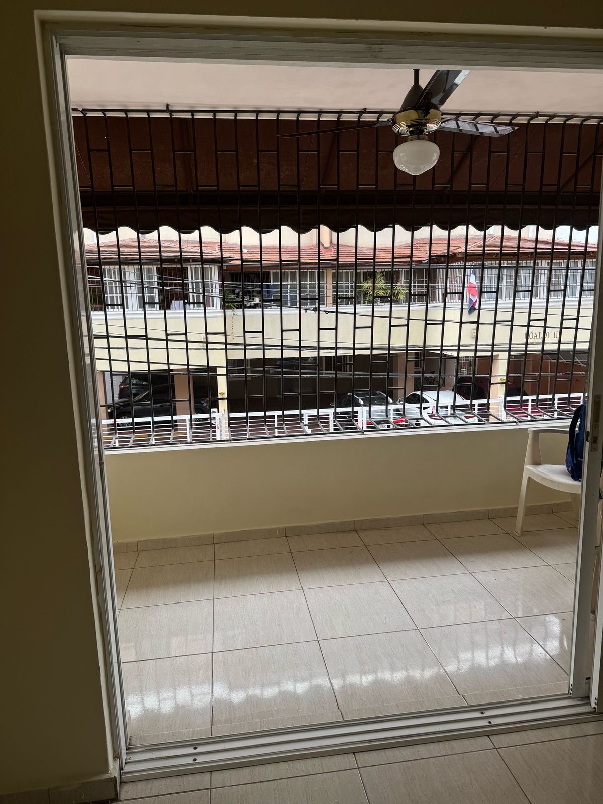 apartamentos - se alquila hermoso apartamento en una de las mejores zonas, un clásico. 
 9