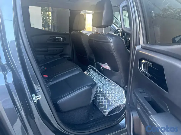 jeepetas y camionetas - Mitsubishi L200 con poquito uso 3