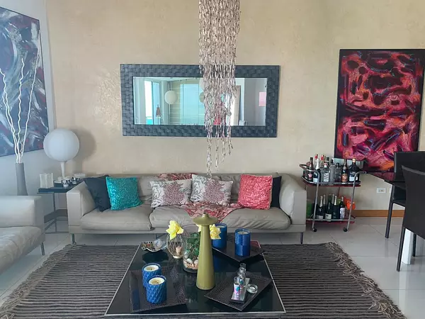 apartamentos -  ZONA UNIVERSITARIA Apartamento en Venta Amueblado 7