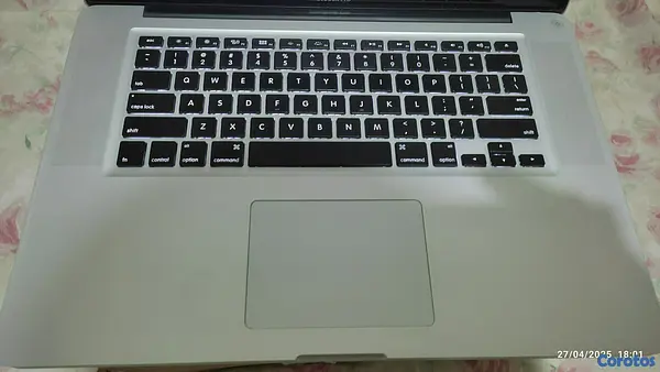 computadoras y laptops - Macbook Pro 2011 --- 15" Pulgadas 2