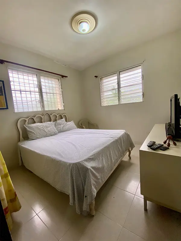casas - Amplia casa de venta en Gurabo  7