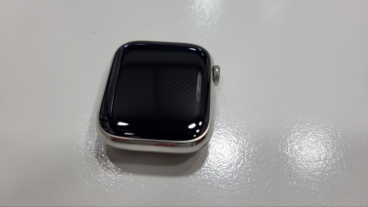 otros electronicos - Apple watch series 8 acero inoxidable LTE En su caja original 0