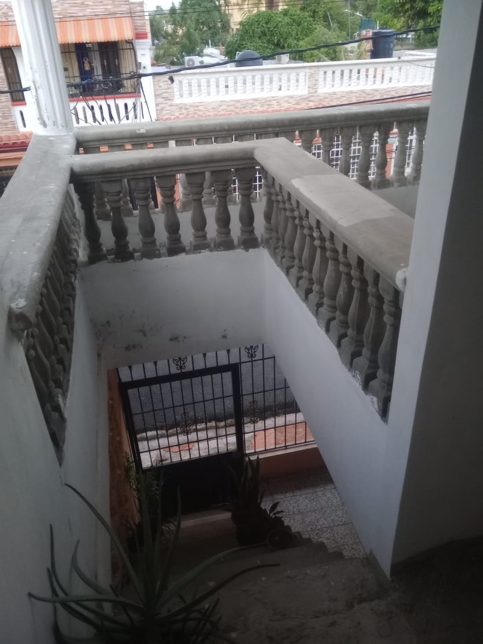 casas - VENDO CASA EN LOS MINA TIENE DOS APARTAMENTO ARRIBA  7