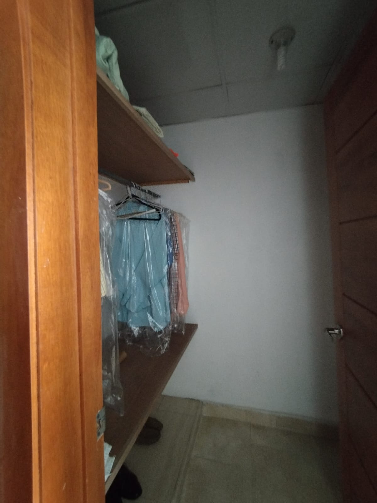 apartamentos - ¡Enriquillo Apartamento con Balcón en piso Alto! 10