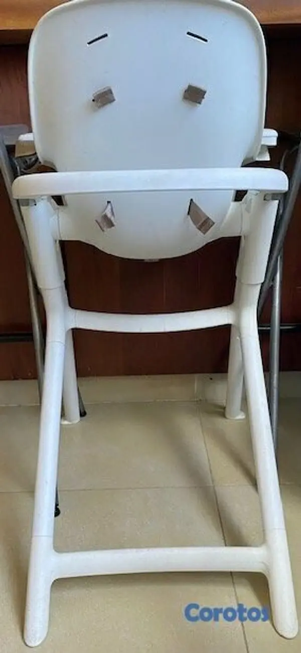 coches y sillas - Vendo silla de comer Bebe marca 4moms usado como n 4