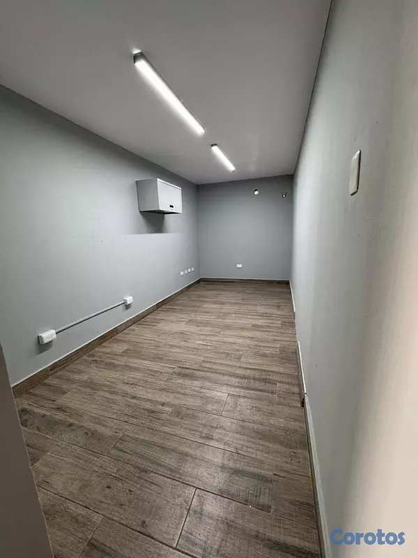 oficinas y locales comerciales - hermoso local en renta  11