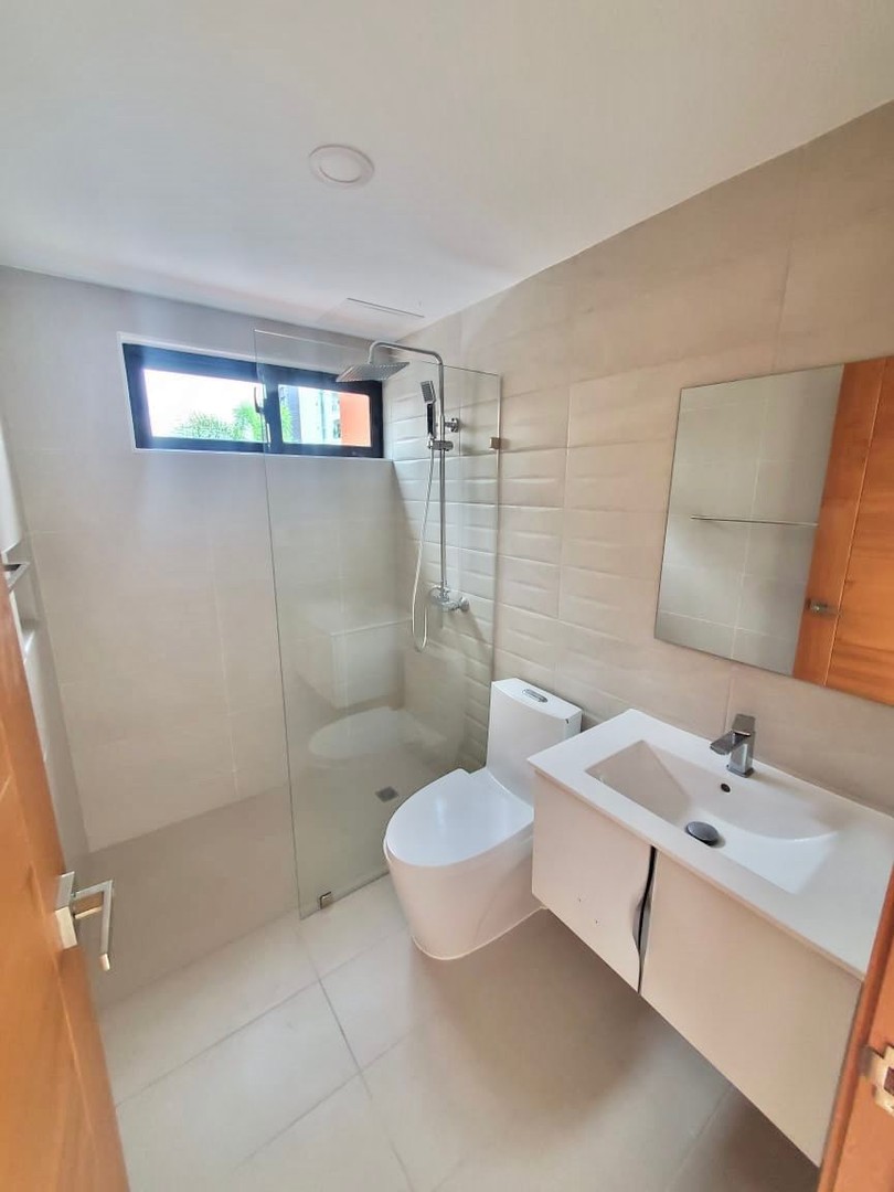 apartamentos - Apartamento Nuevo en Venta
BELLA VISTA SUR
USD 458,000.
Mantenimiento: RD$13,600 8