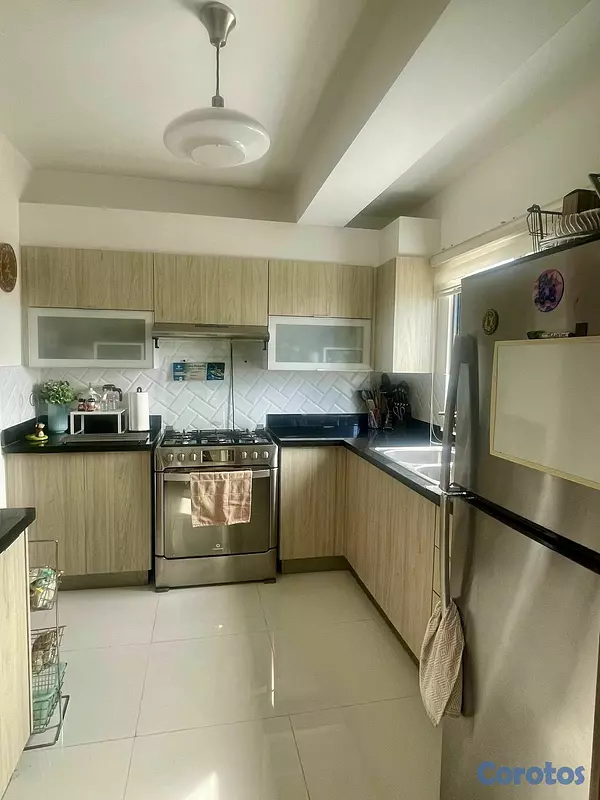 apartamentos - En venta 4to nivel en Los Restauradores 5