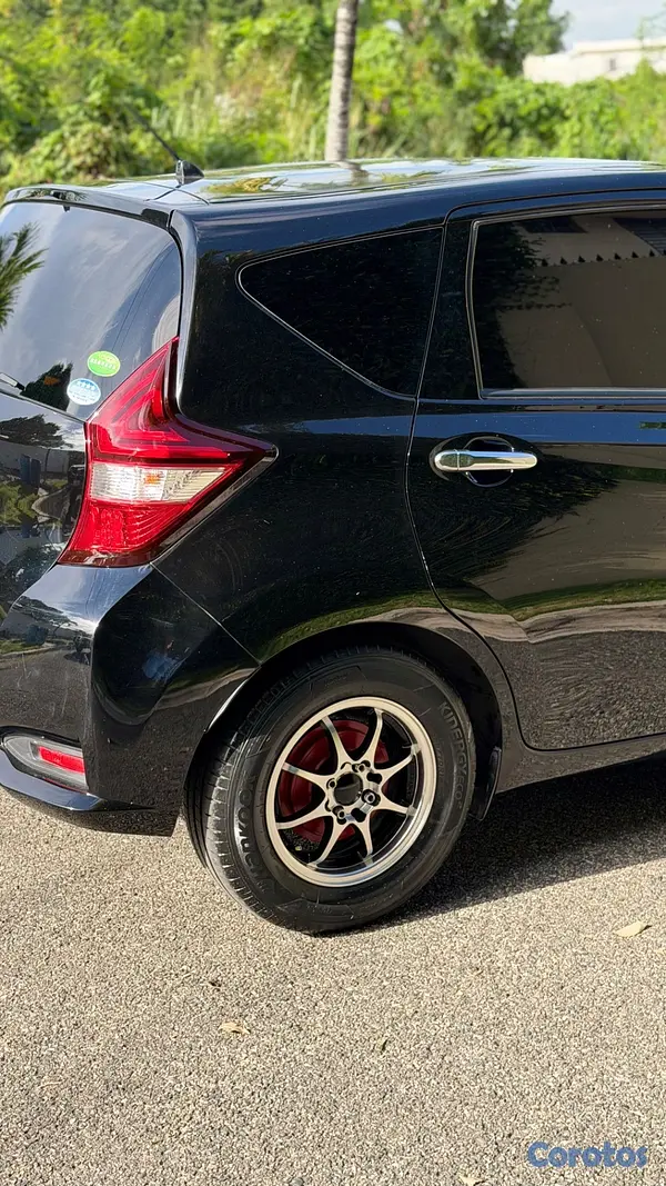 carros - Nissan Versa Note 2018  2
