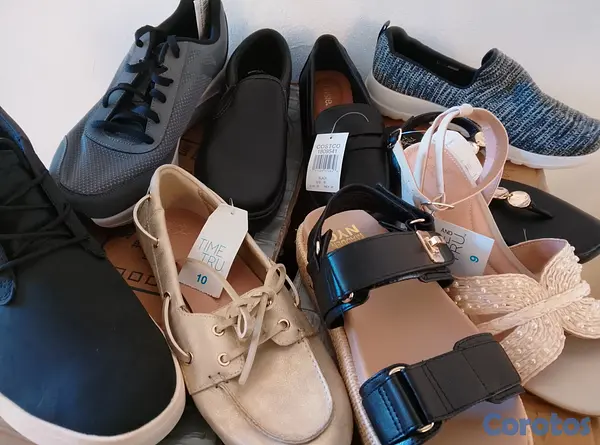zapatos unisex - Caja de calzados , todo nuevo , 23 pares  14