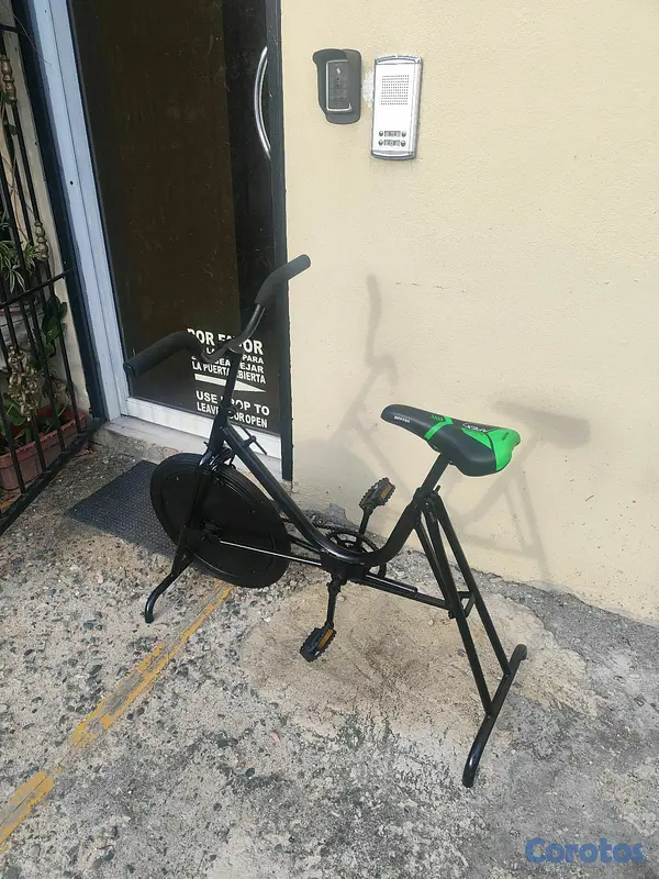 Artículos Deportivos - bicicleta de ejercicios estacionaria  4