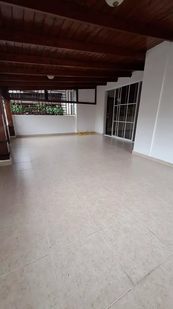 apartamentos - ALQUILO APARTAMENTO CON TERRAZA  Mirador Sur  2do 9