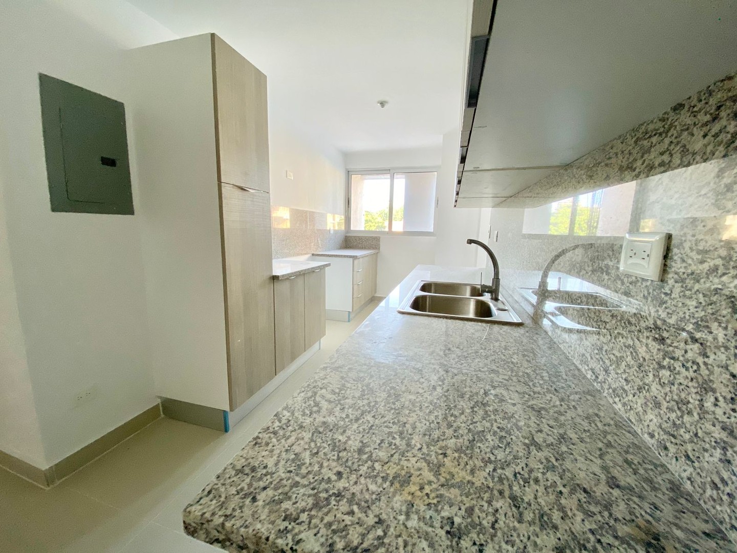 apartamentos - Apartamento en Gazcue de 3 habitaciones  4