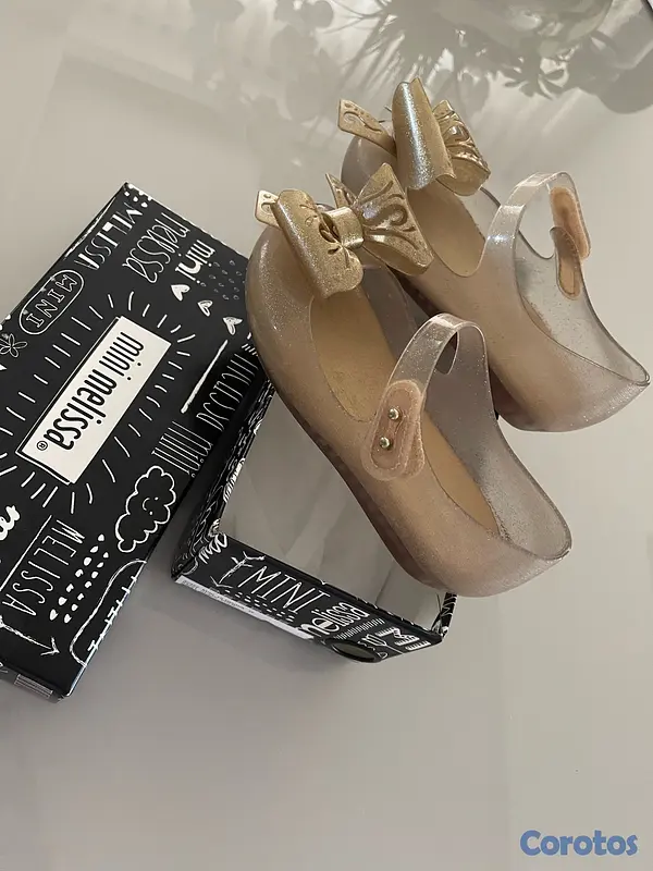 ropa y zapatos - zapatilla Mini Melissa 4