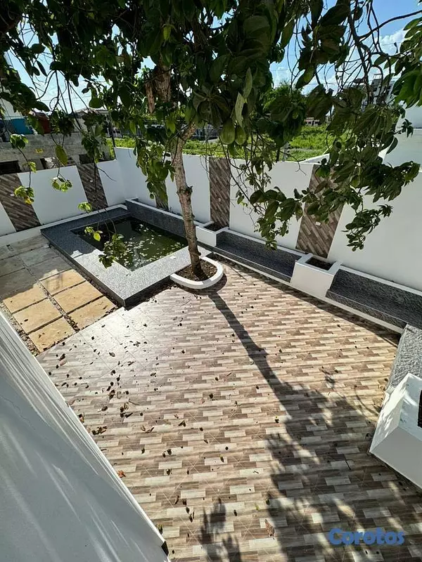 casas - Casa con piscina en prado oriental  7