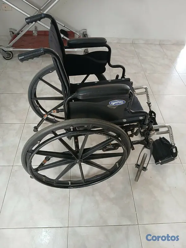 salud y belleza - Vendo 2 silla de ruedas poco uso estan casi nueva  2