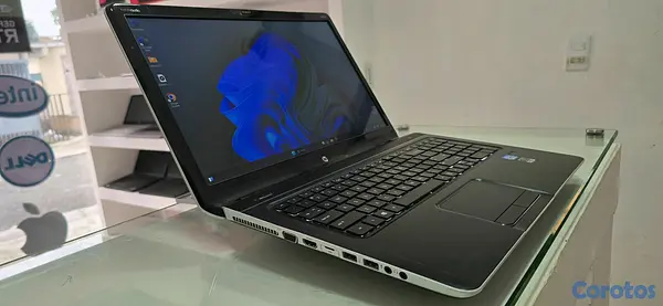 computadoras y laptops - laptop hp envy 17 Pulg Core i7 Ram 12gb Disco 256gb SSD Nvidea 2gb Dedicada  2