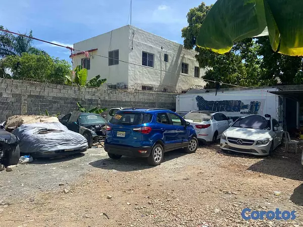 solares y terrenos - Solar en Alma Rosa I de 257 metros Uso Residencial 2
