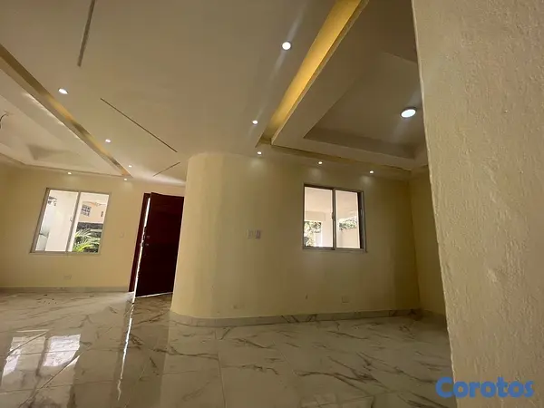 casas - venta de casa en la autopista de san Isidro brisa oriental  2