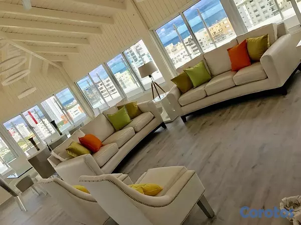 apartamentos - vendo Ph de tres niveles los cacicazgos 5 habitaciones con su baño 4 parqueos  3