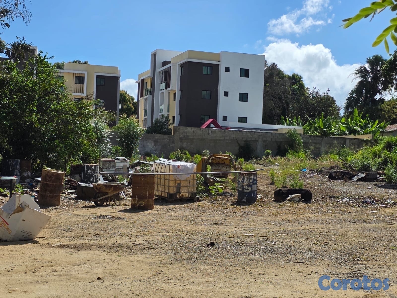 solares y terrenos - Solar en Venta con Proyecto Aprobado – Arroyo Hondo


  6