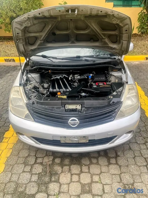 carros - Nissan tiida americano (automático) 3