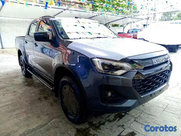jeepetas y camionetas - Isuzu DMAX LSE 4x4  2026 (NUEVO) 2