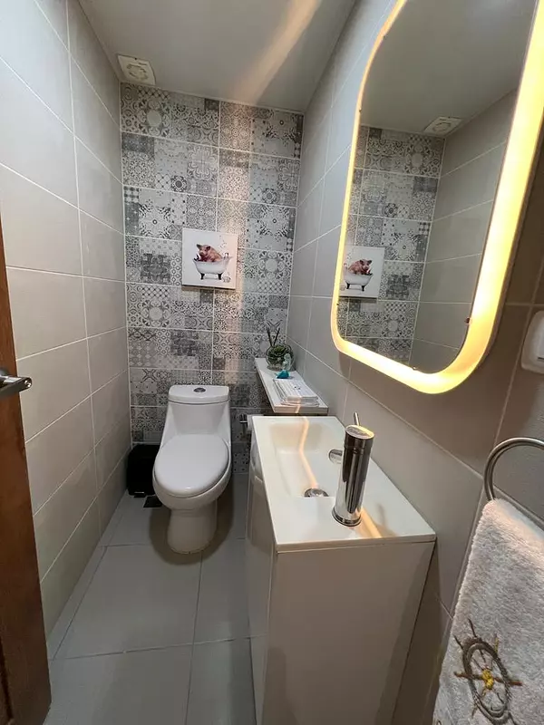 apartamentos - Vendo Apto Amueblado A ESTRENAR, Evaristo morales 10
