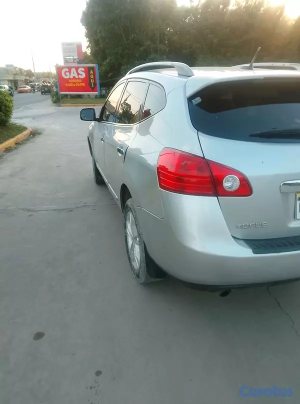 jeepetas y camionetas - Económica y comoda 2
